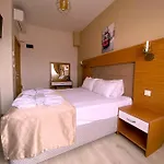 Zeyn Hotel 5*