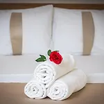 Zeyn Hotel